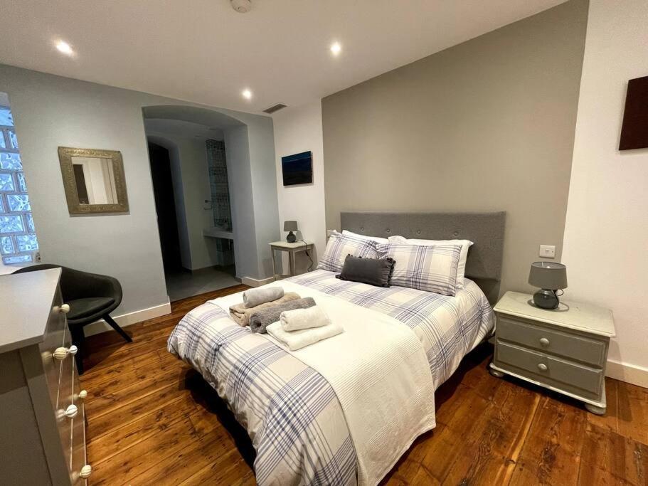 Апартаменты Stylish 2Br Contemporary Design Perfect Vacation Гибралтар Экстерьер фото